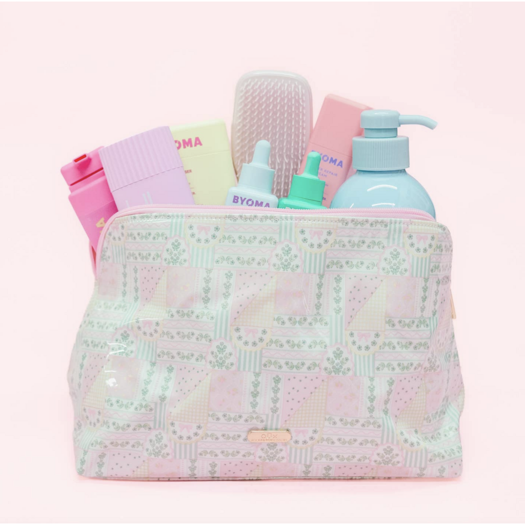 Large Cosmetic Wipeable Pouch with Zipper - Patchwork Floral
