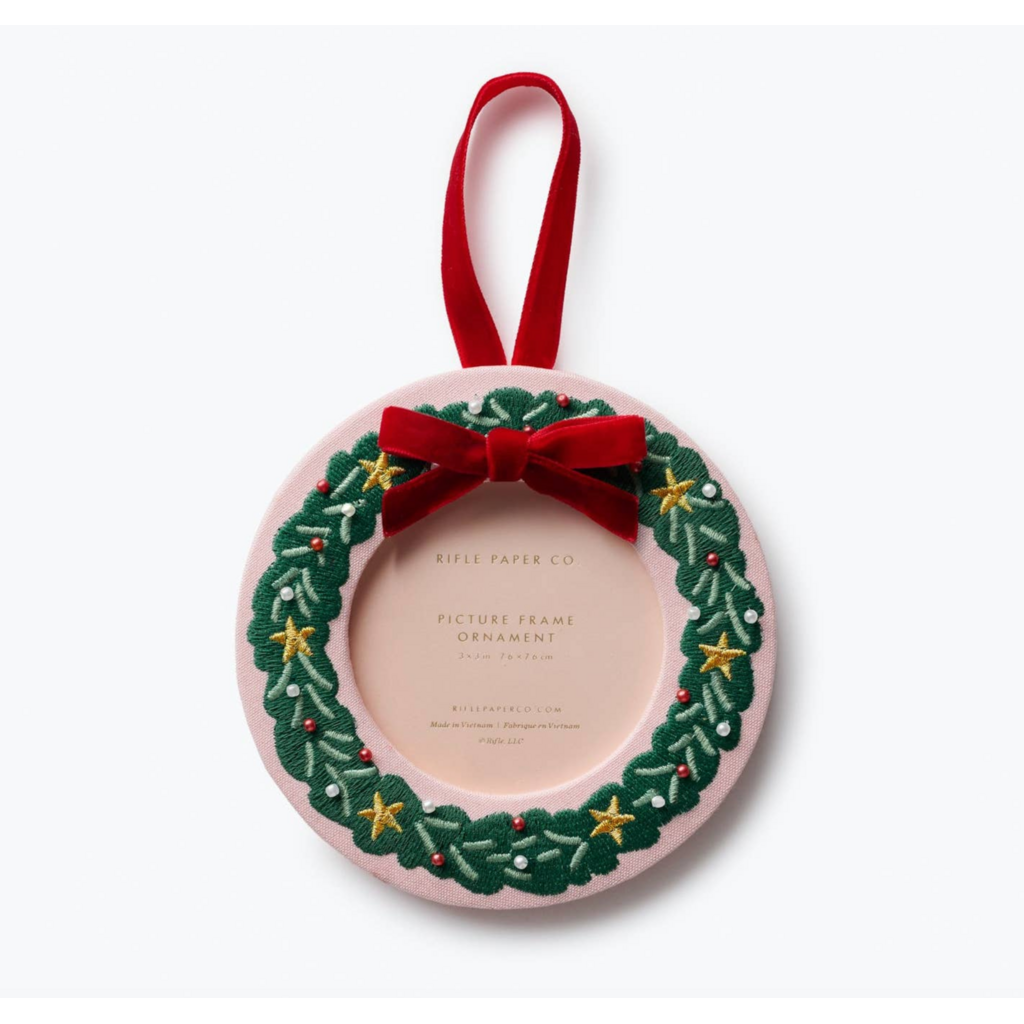 Christmas Wreath Embroidered Frame Ornament