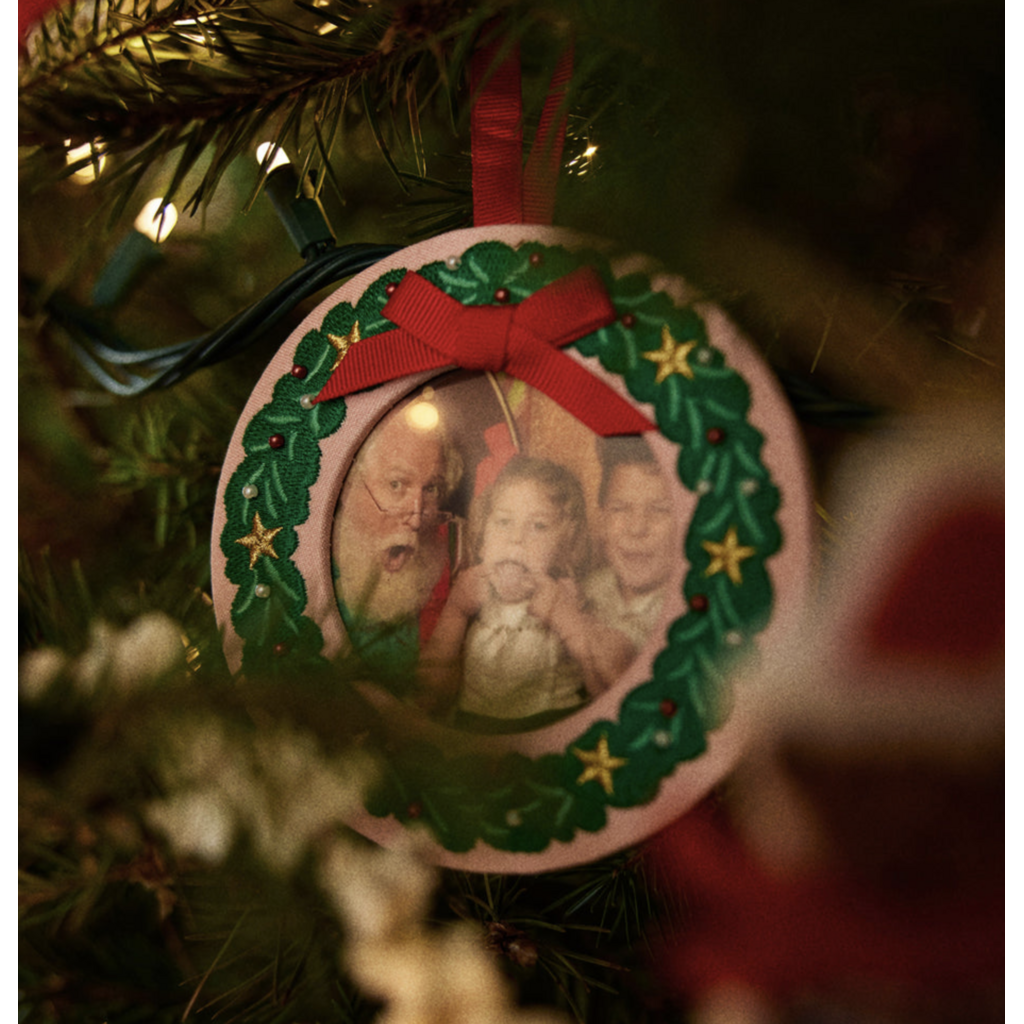Christmas Wreath Embroidered Frame Ornament