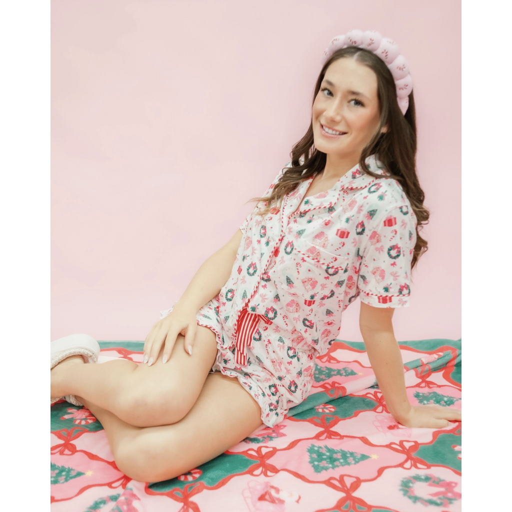 Santa's Sugarplum Social Christmas Ruffleshorts Pajama Set