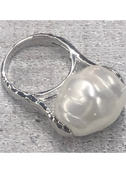 Pearl Ring