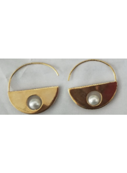 Hook Pearl earrings