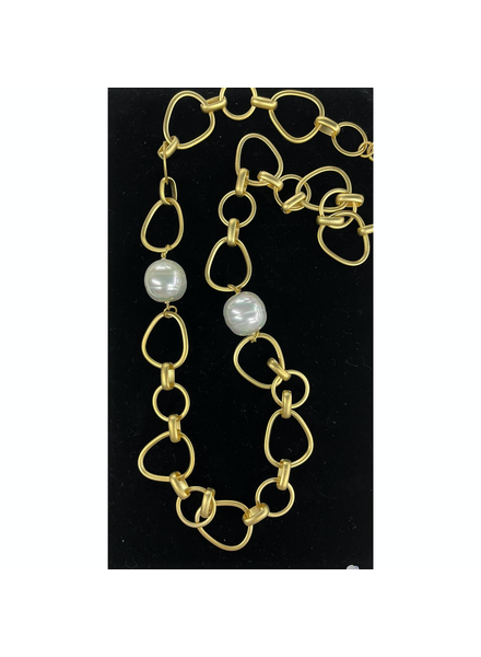 Pearl Long Necklace by 4 soles