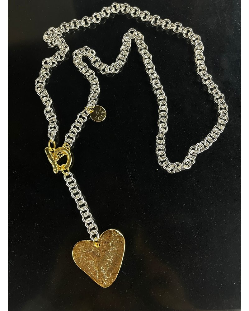Heart 4 soles necklace 36"
