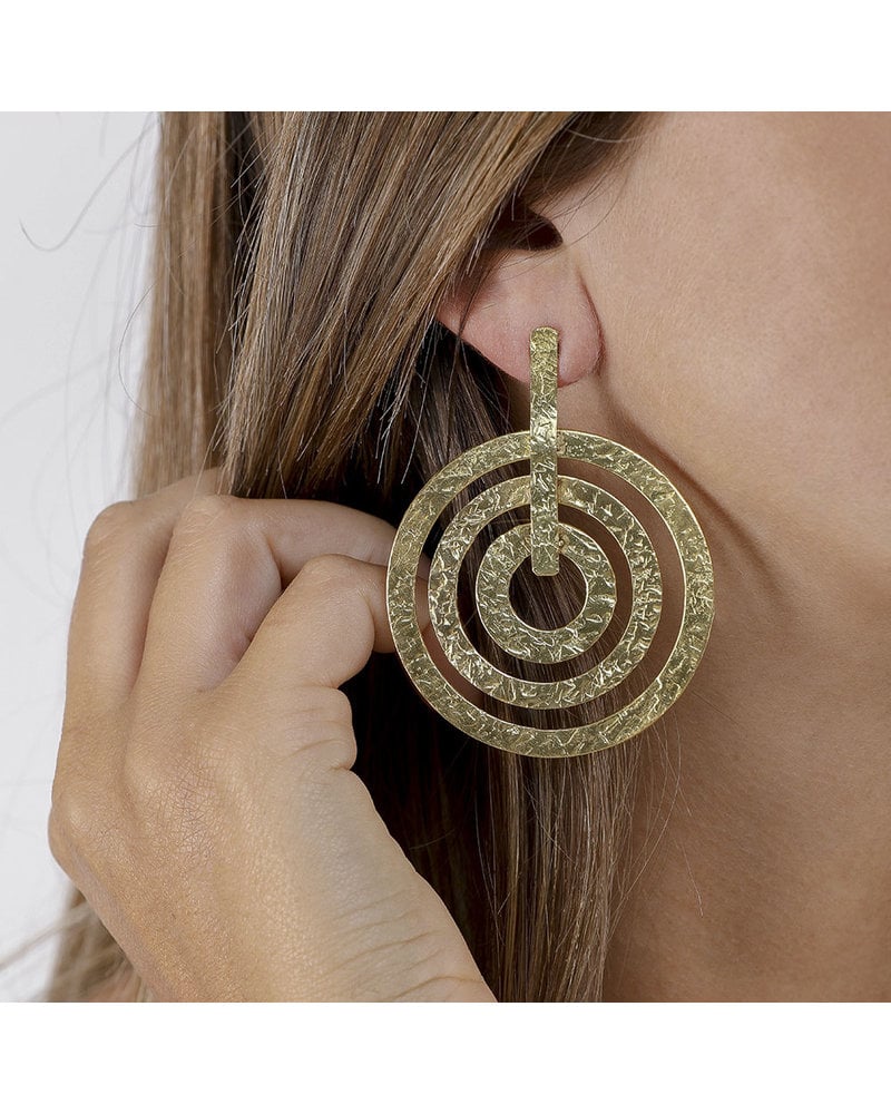 EARRINGS 3 BATTED CONCENTRIC RIMS