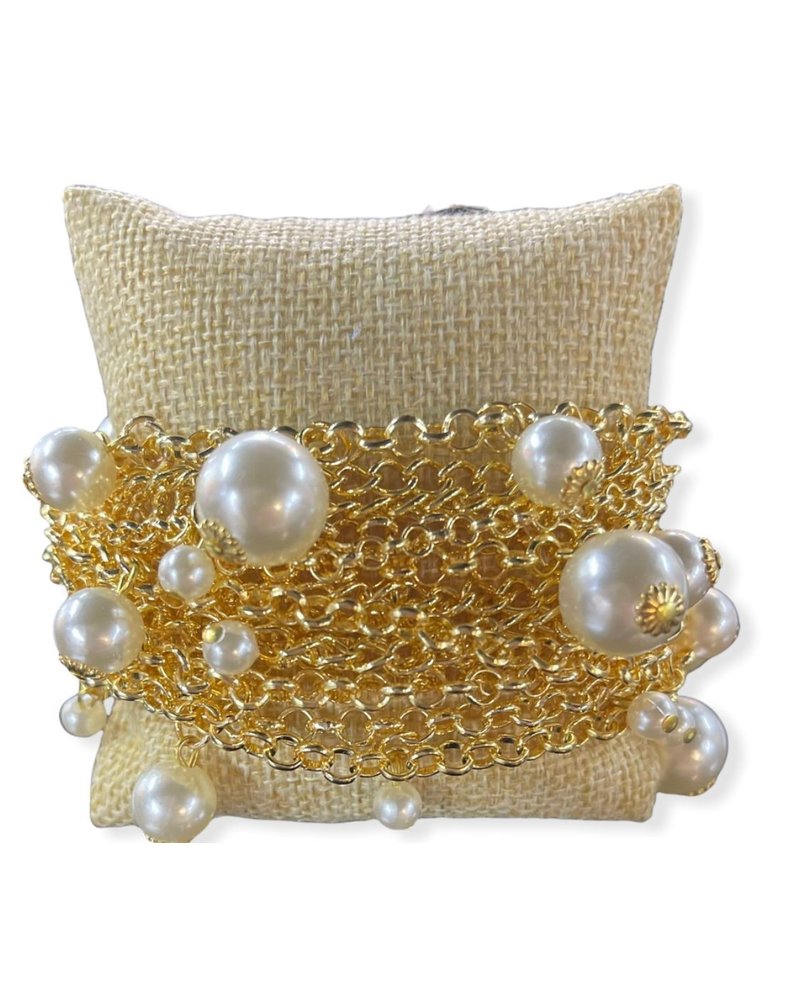Gold Plated Bracelet With Pearls
