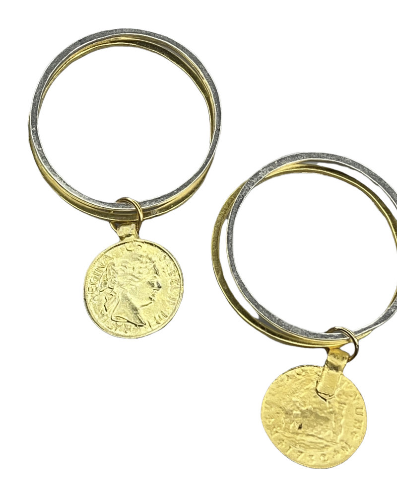 Double bangle and coin