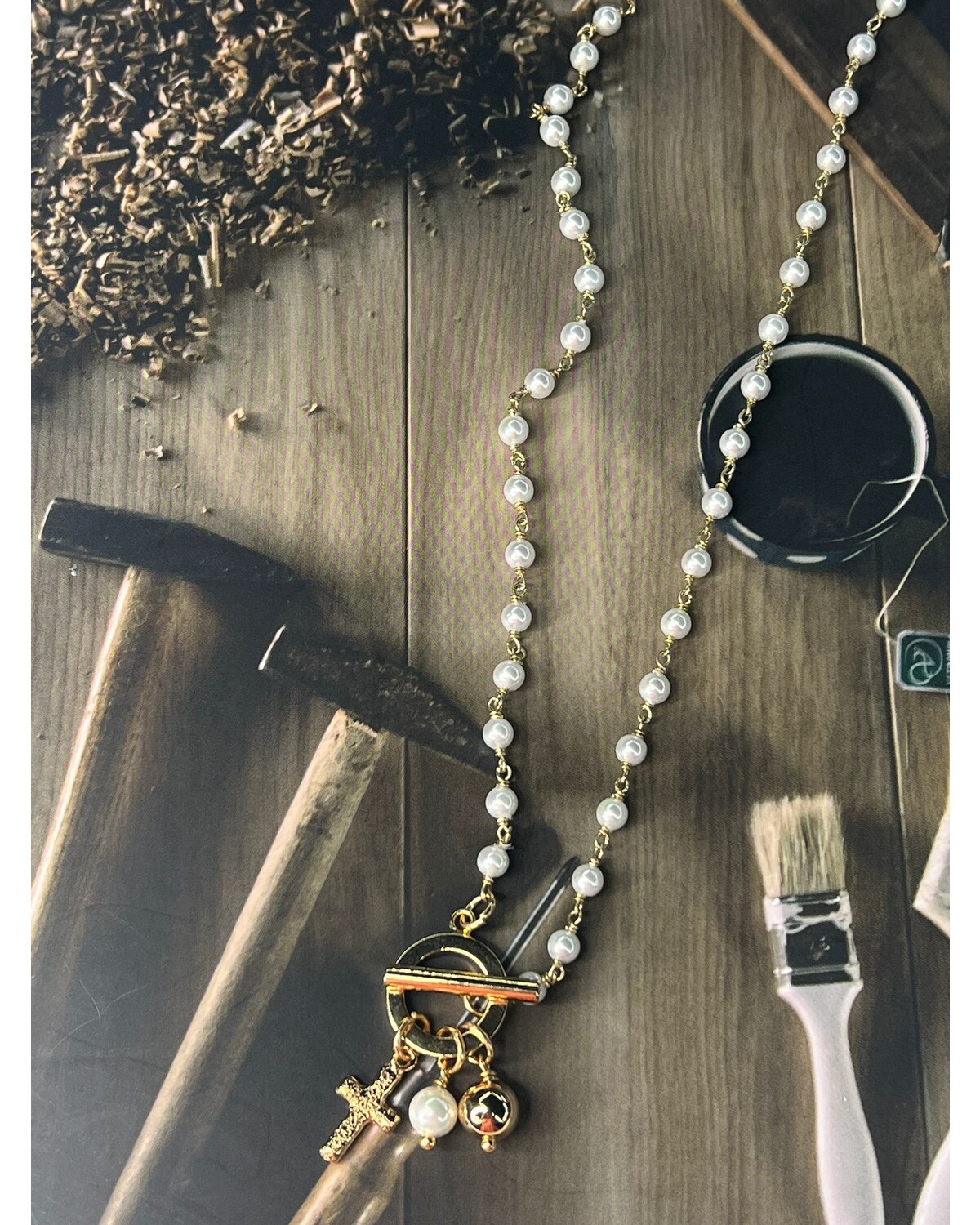 Multi charms pearl neck