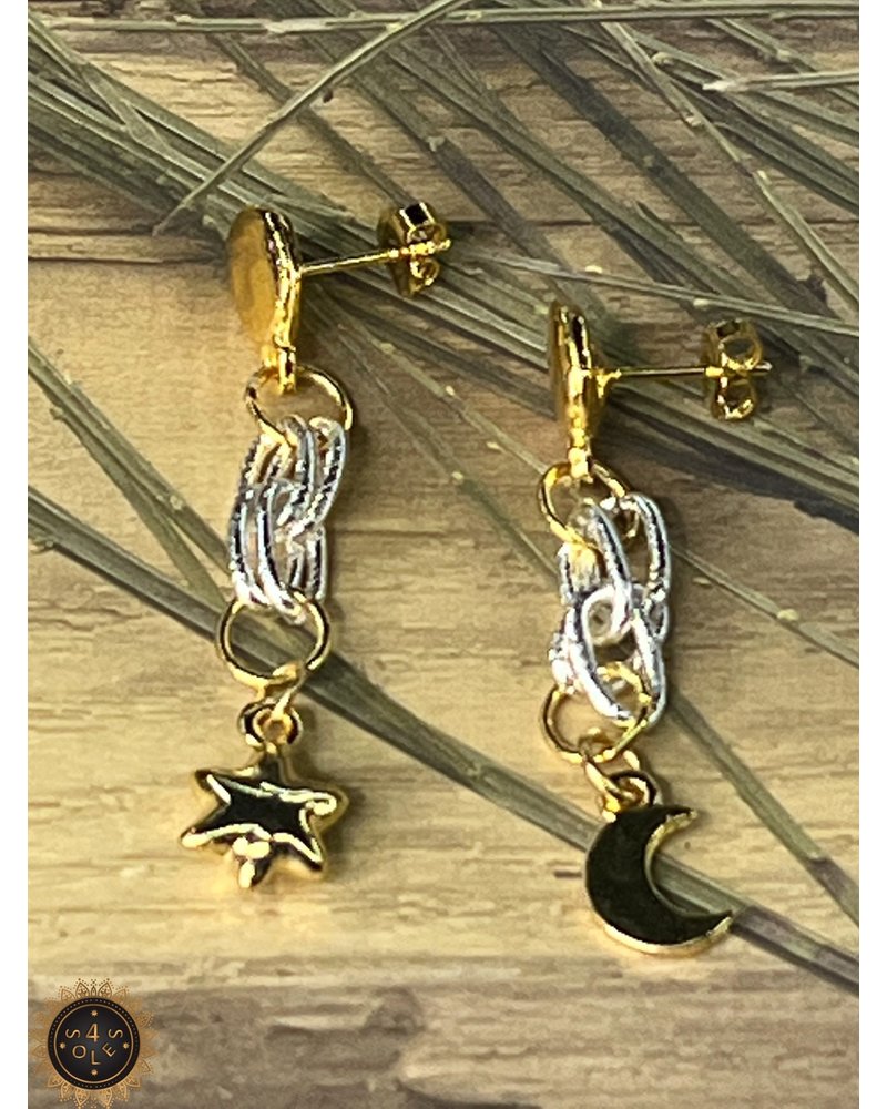 Star/moon earrings