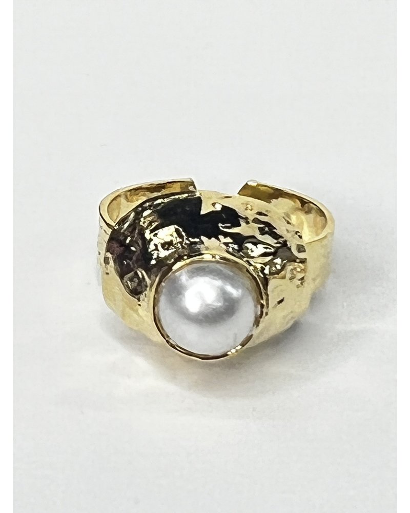 Pearl ring adjustable