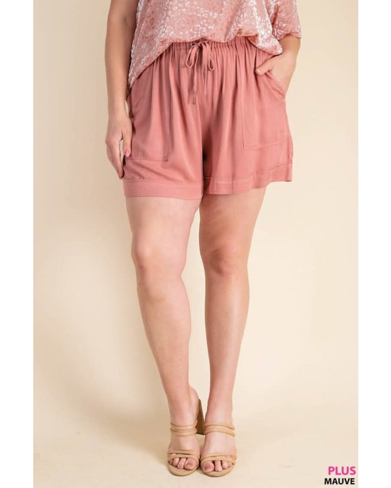 DRAWSTRING WAIST RELAXED FIT SHORTS