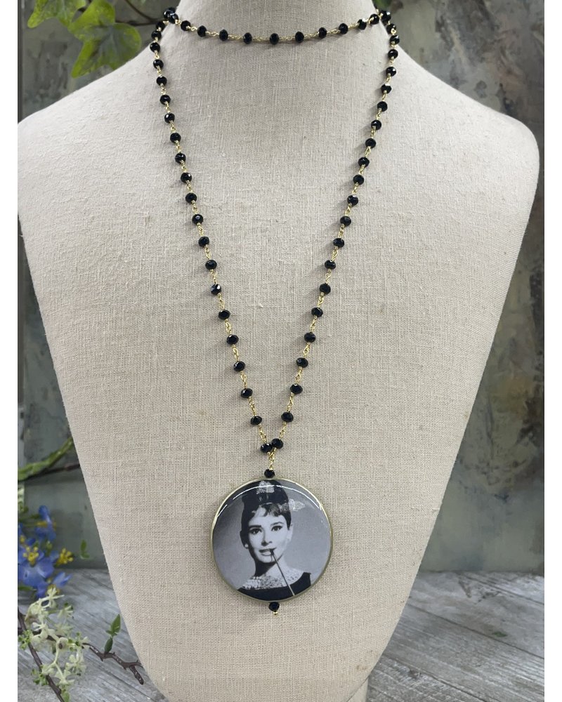 32" Classic Movie Artists Necklace