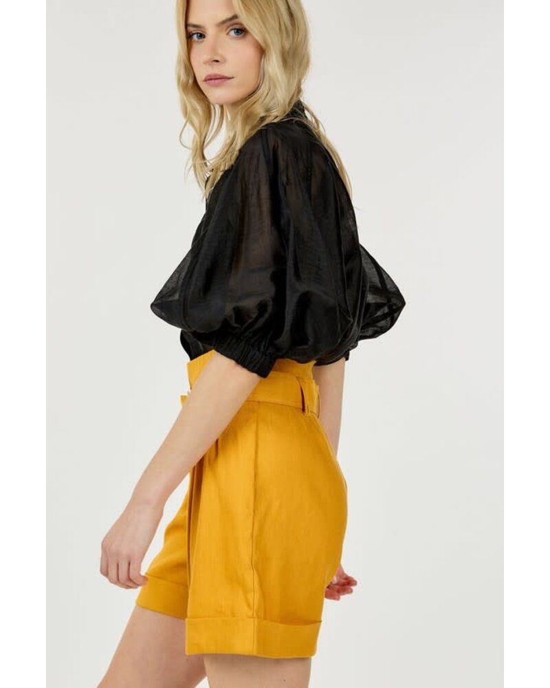 BUBBLE SLEEVE BUTTON-DOWN TOP