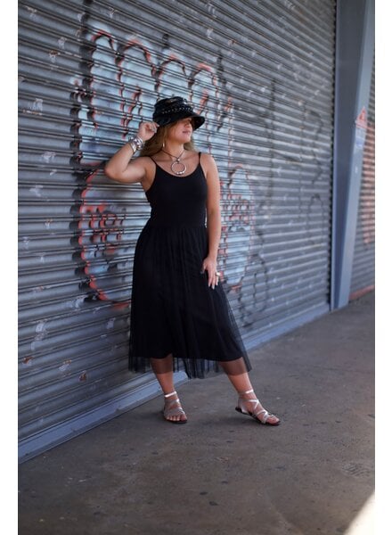 SANDY LAYER DRESS, BLACK TULLE Kozan