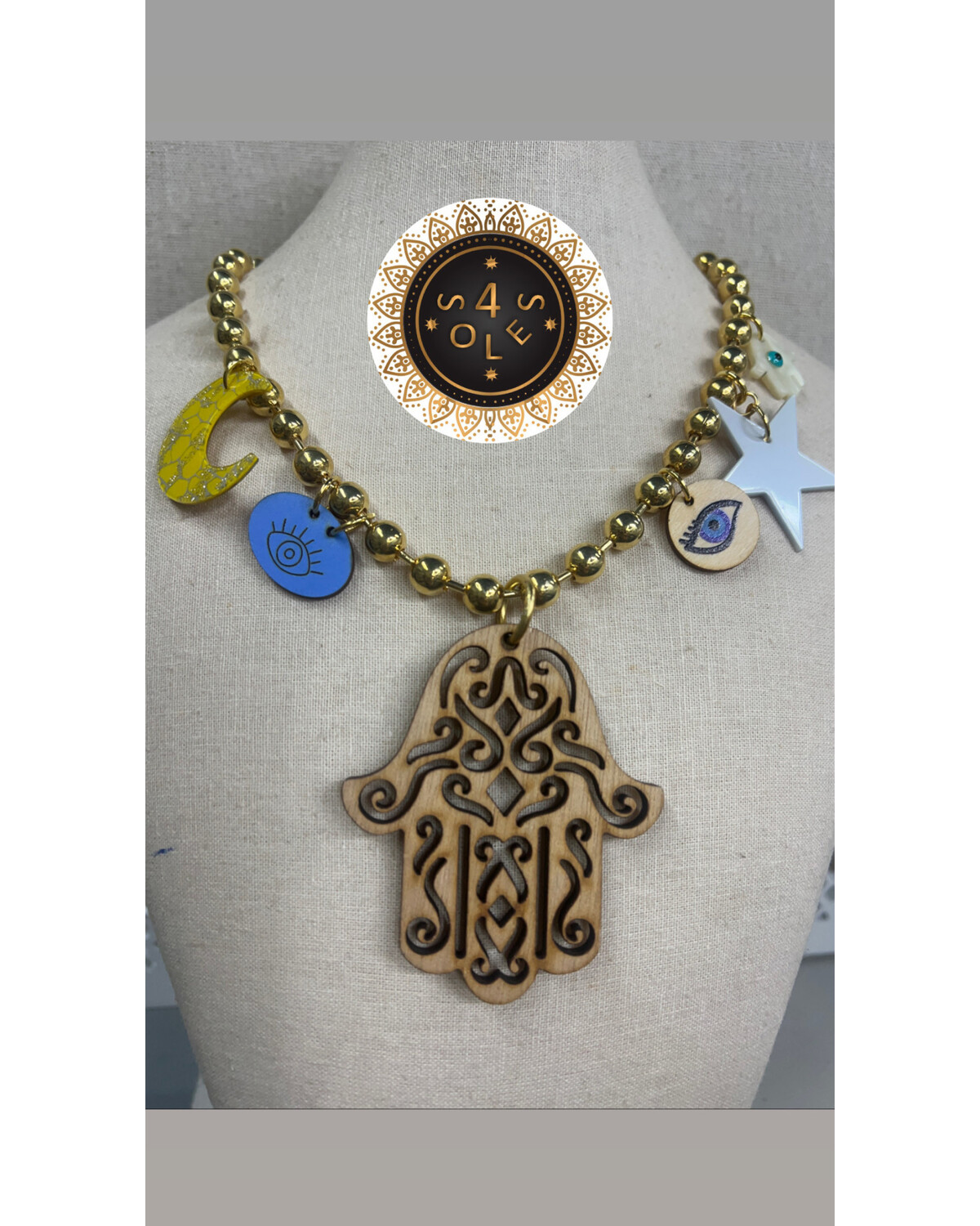 Big wood hamsa