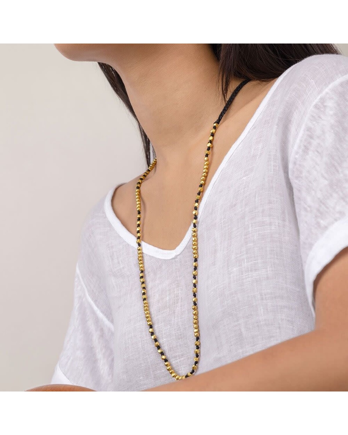 DRY1005MACRAME SPHERES/DIAMONDS NECKLACE