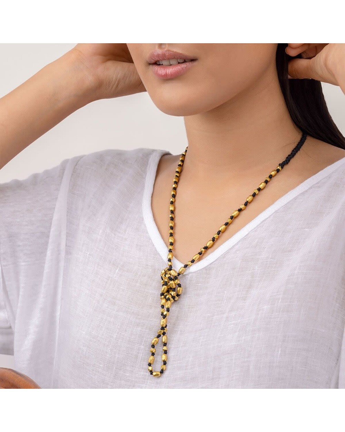 dry1006MACRAME NUGGETS NECKLACE