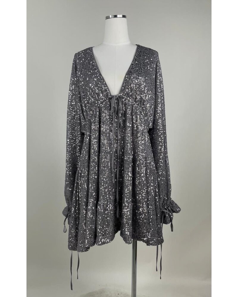 Sequin Plunged V-Neck Long Sleeve