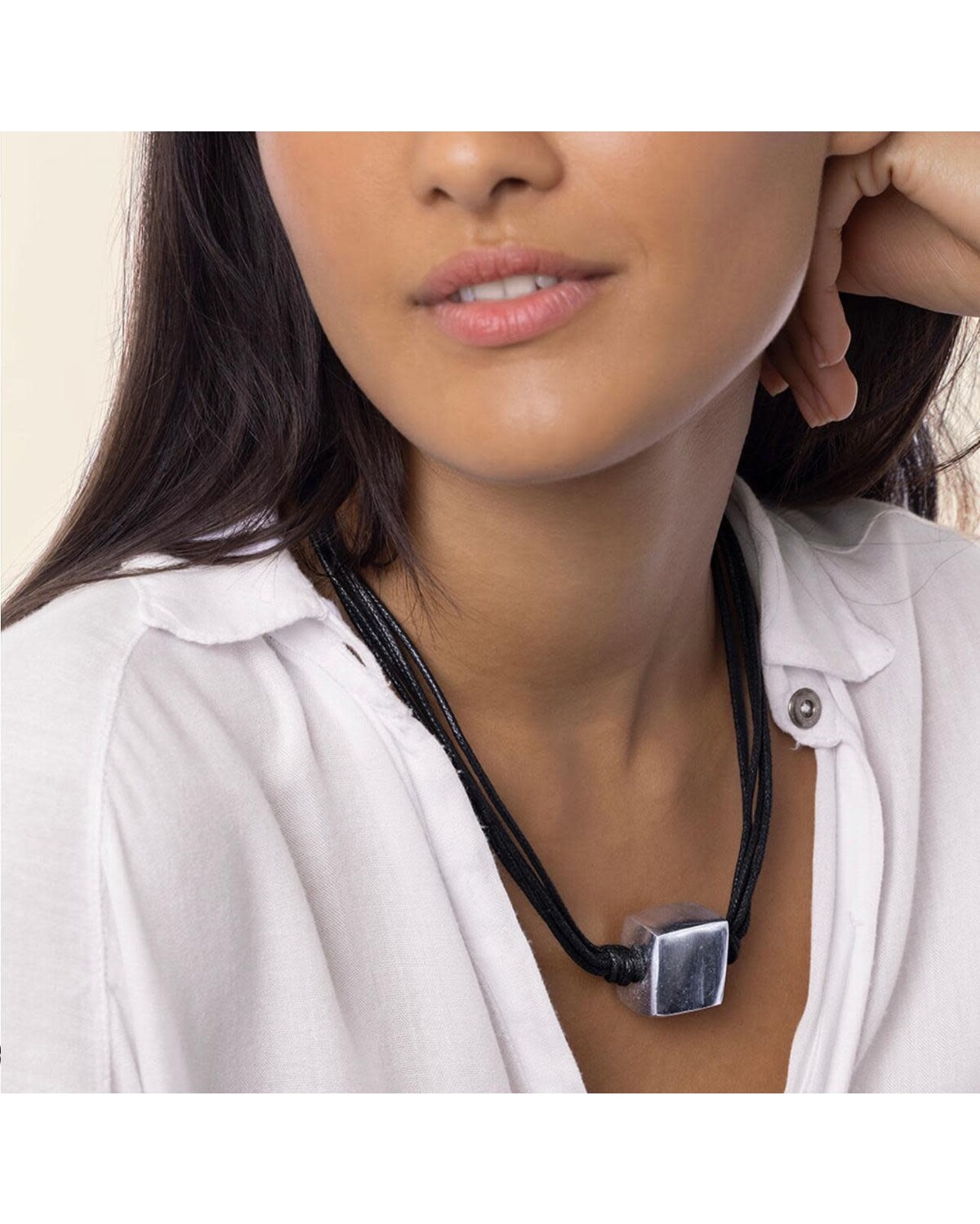 COLLIER 5 FIL CARRE AL02514