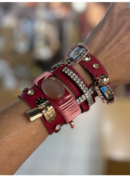 4 pieces leather red  bracelet 1