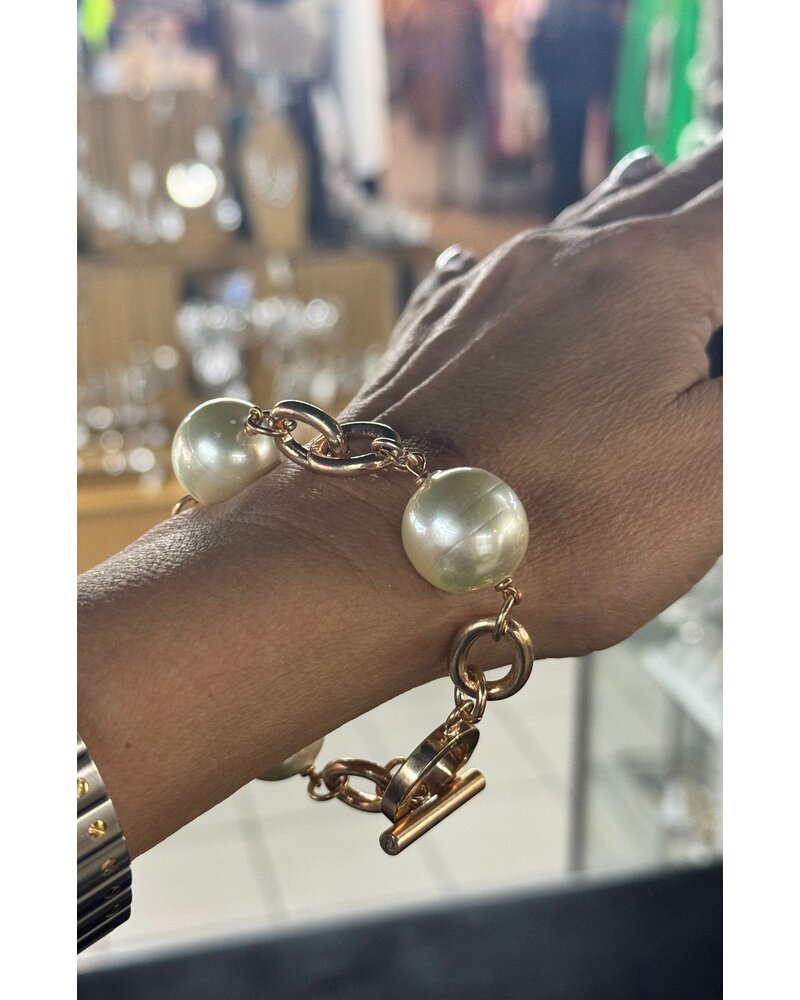Pearl and Rose Gold Bracelet by 4 soles