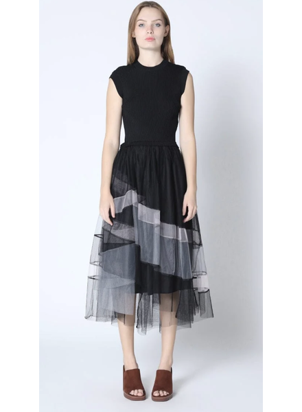 Sleevless A-Line Long Dress w/ Pleated Tulle Skirt