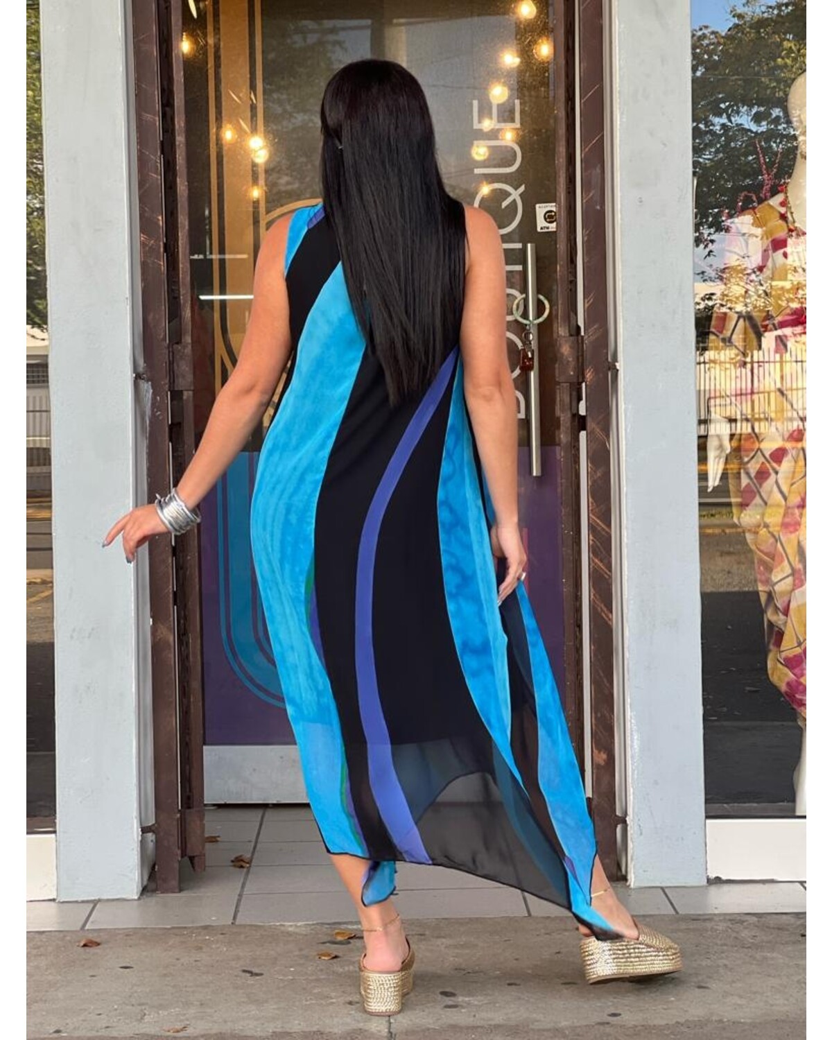 LONG SLEEVELESS DRESS