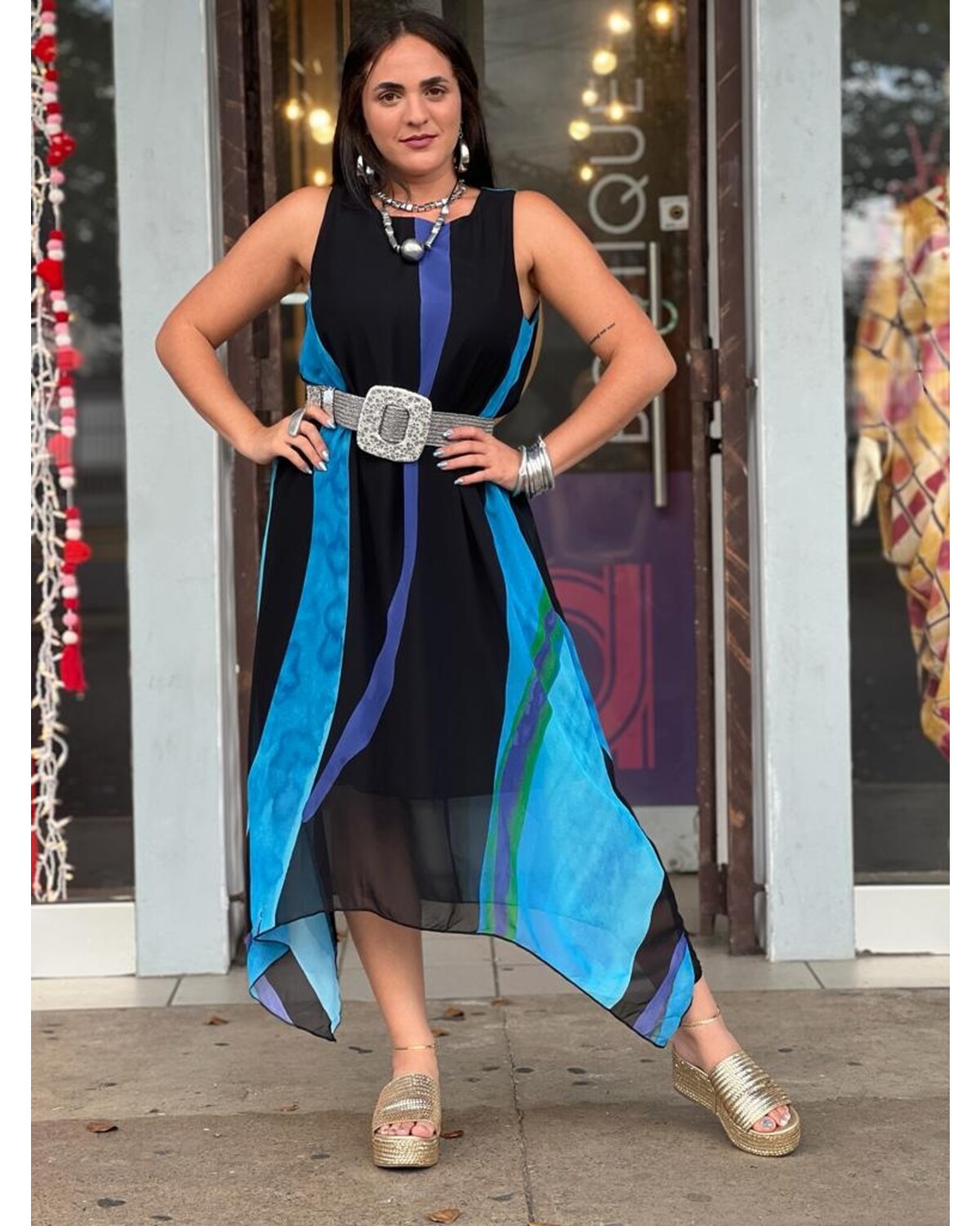LONG SLEEVELESS DRESS