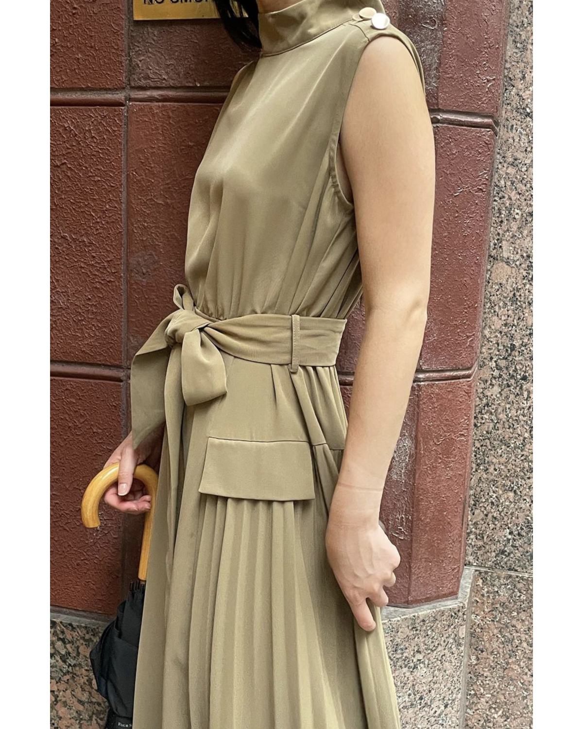 Sleevesless Pleated Dress w/Side Shoulder Button