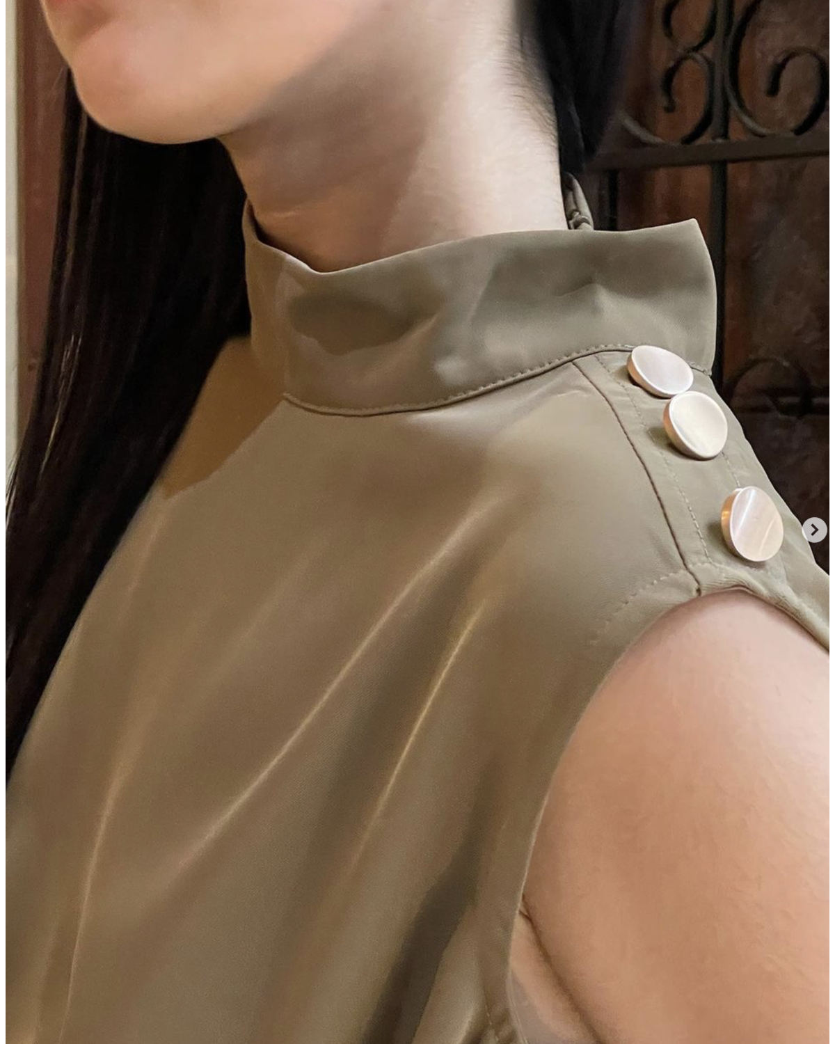 Sleevesless Pleated Dress w/Side Shoulder Button