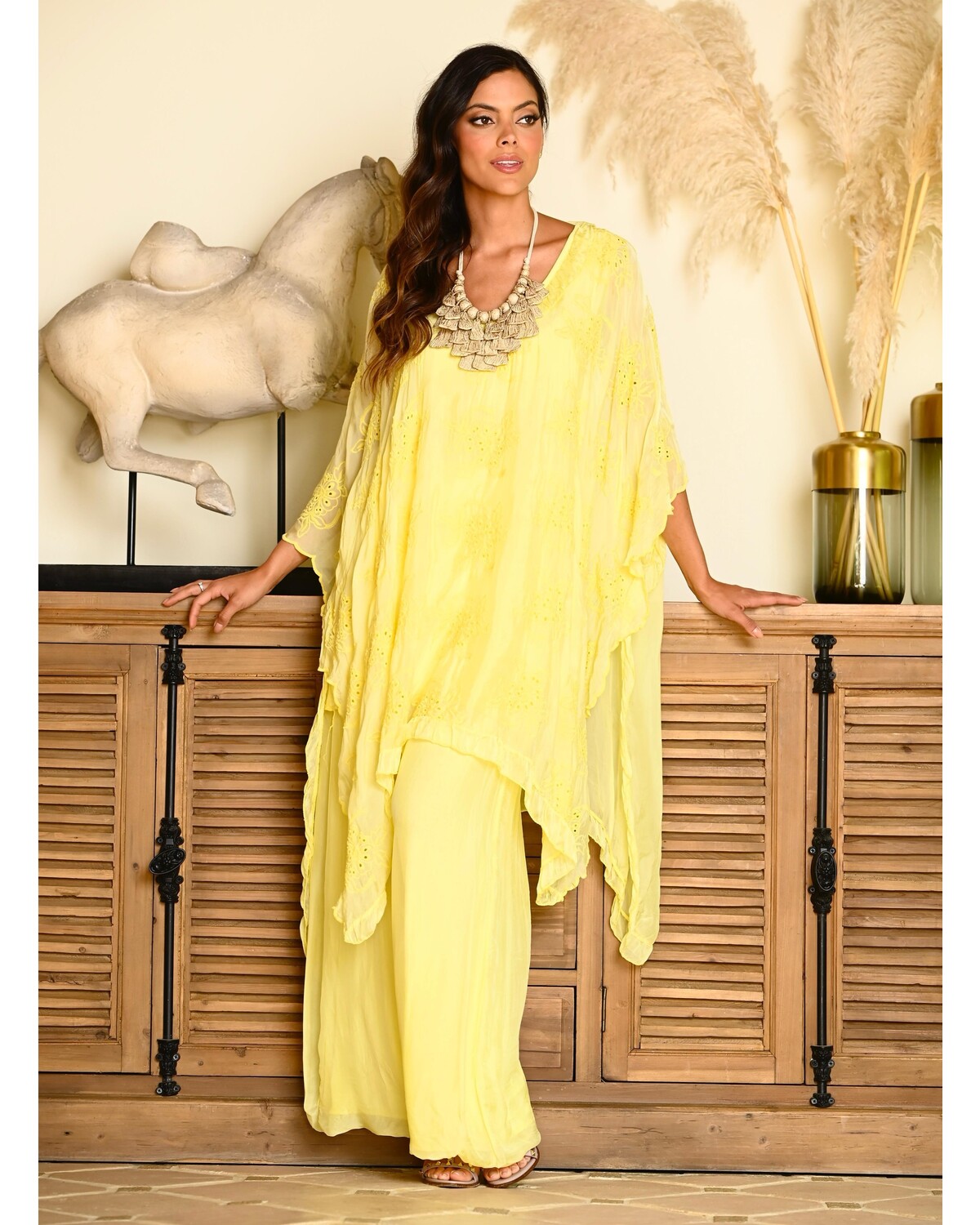 ONE SIZE SILK EMBROIDERED TUNIC AND PANTS SET