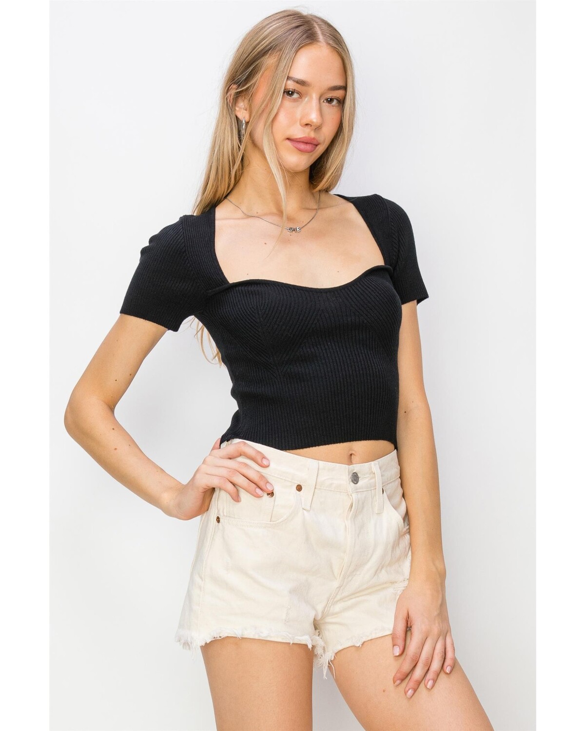 SWEETHEART NECK CROP TOP