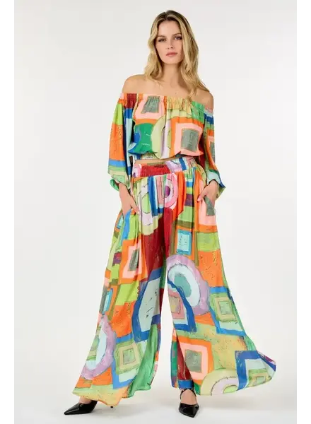 MULTI-COLORED PRINTED TWO-PIECE PANTS SET
