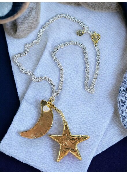 Moon & Star Long Necklace 4 soles 32"