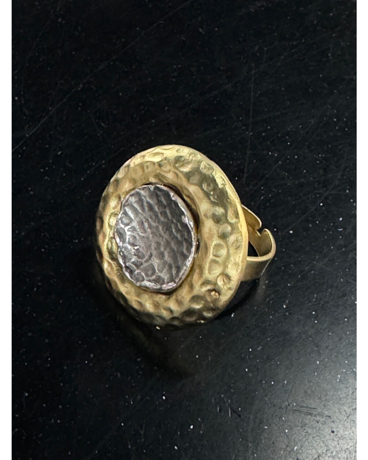 Gold/s adjustable ring