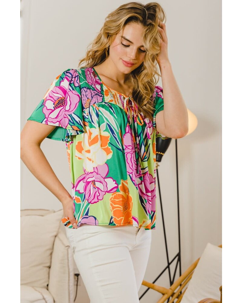 Floral printed blouse featuring v-neck