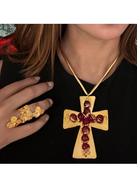 Big cross necklace