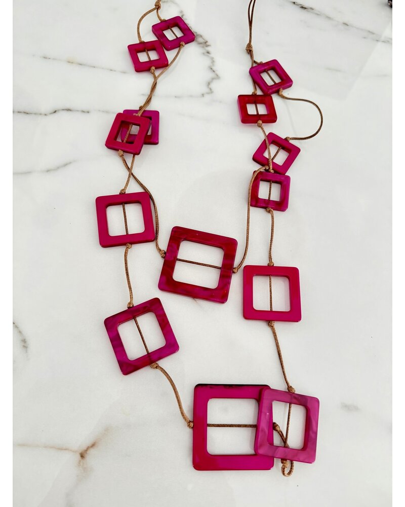 Square magenta long necklace