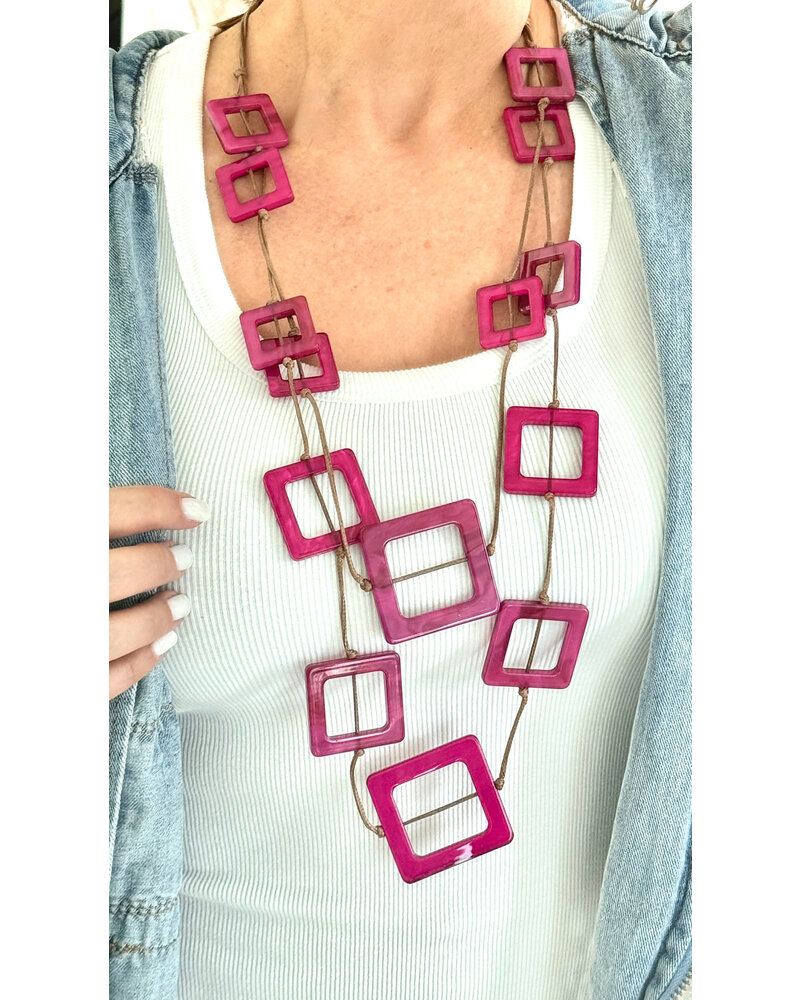 Square magenta long necklace