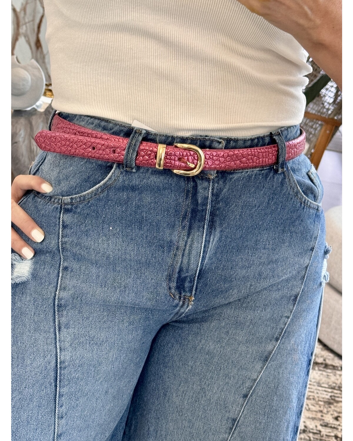 Whisper leather belt