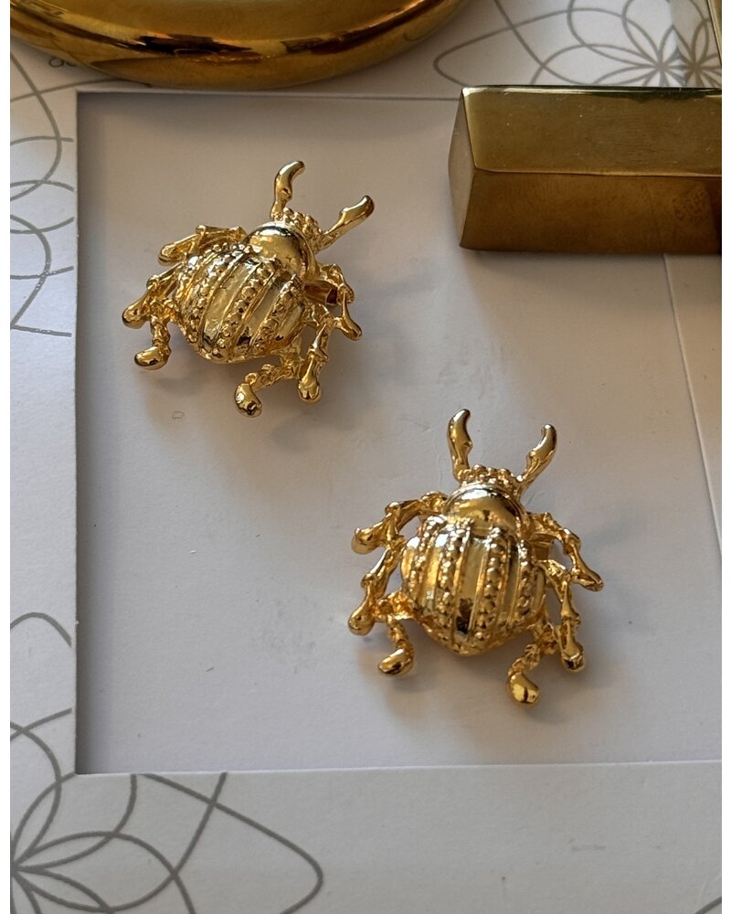 Beetle pins