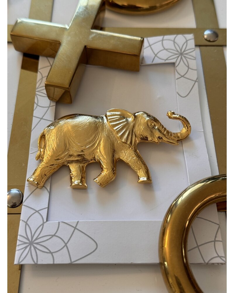 Big elephant pin