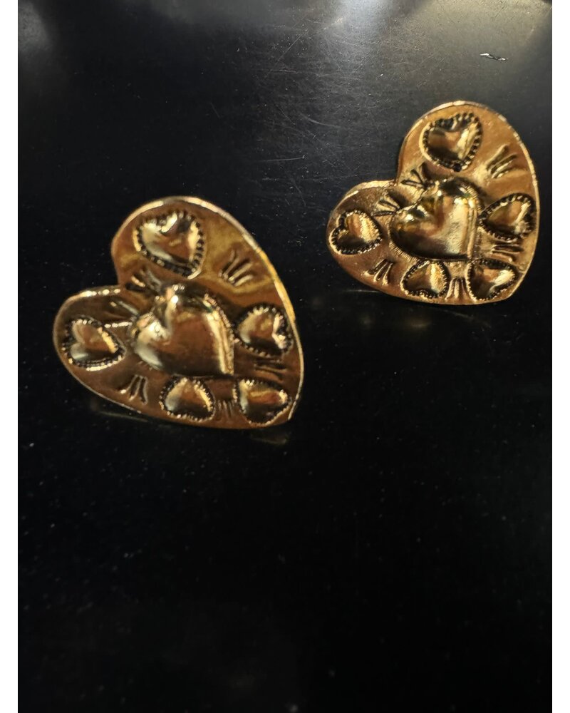 Gold Heart Adjustable ring B’LA Btq & Avarcaspr