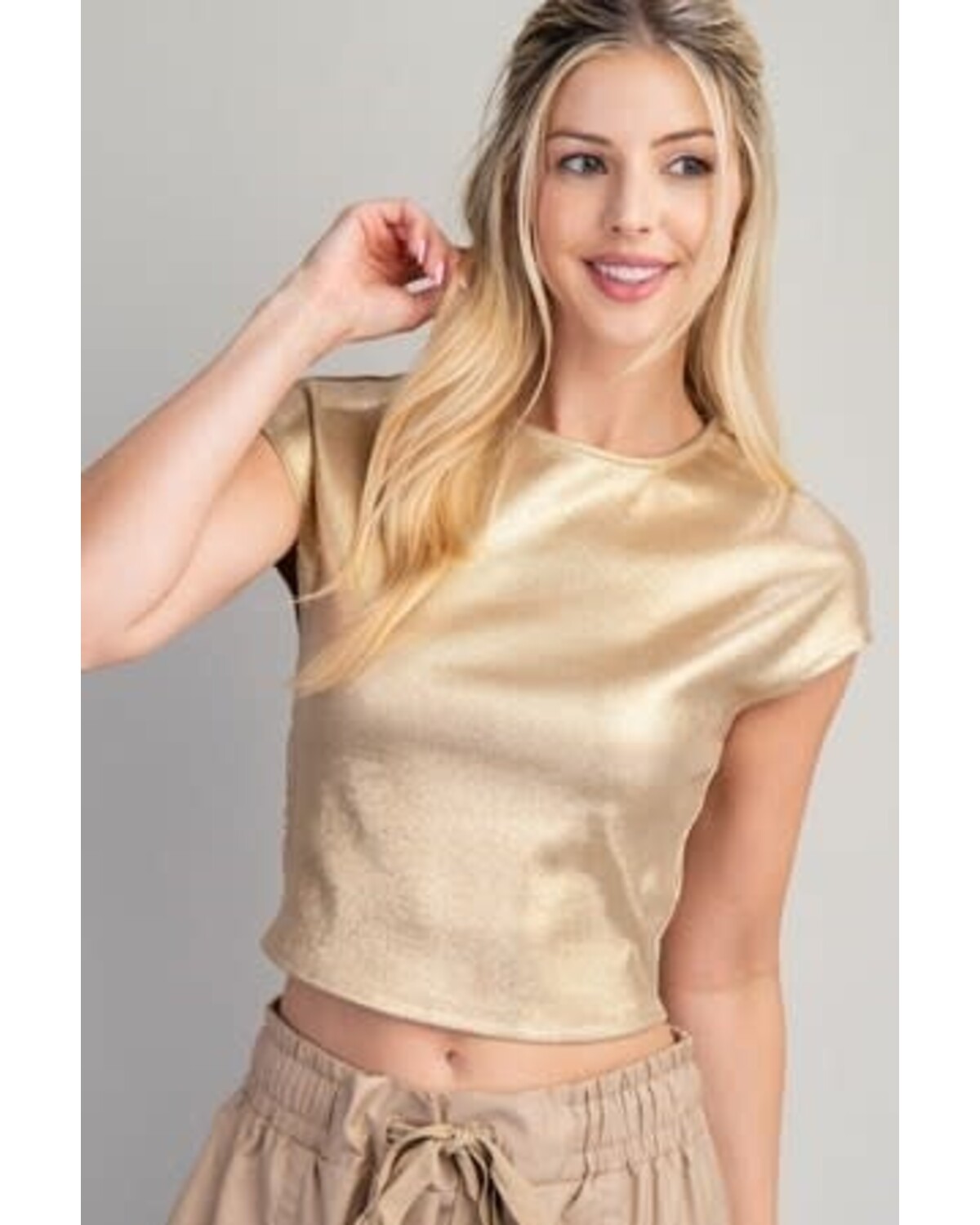 Round Neck Short Sleeve Metallic Top