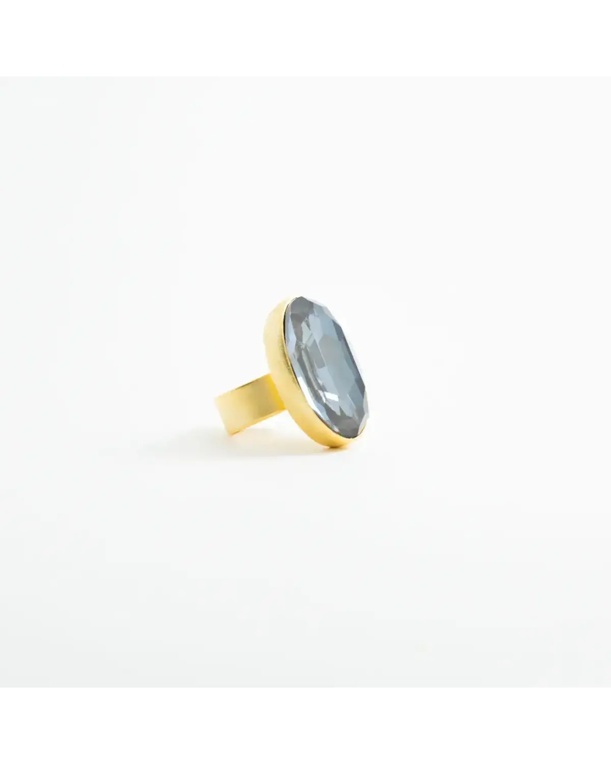 Anillo con Cristal Ovalado