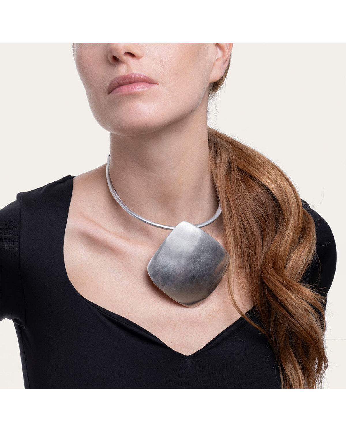 AL02224COLLIER RIGIDE GRAND LOSANGE