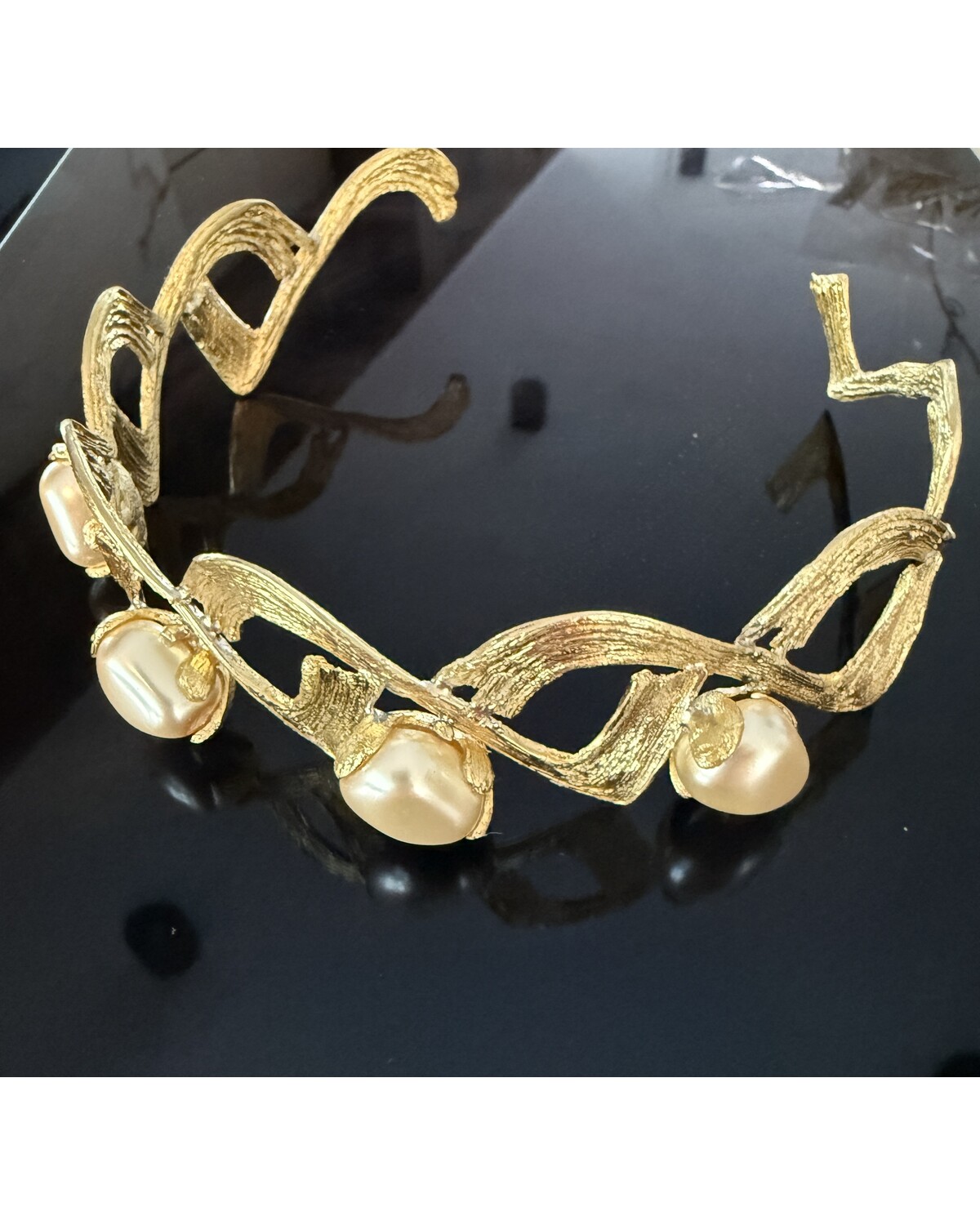 Baroque Pearl and Gold Jewelry (sold separetly)