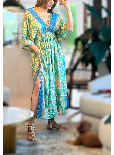 Flute sleeve maxi dress
