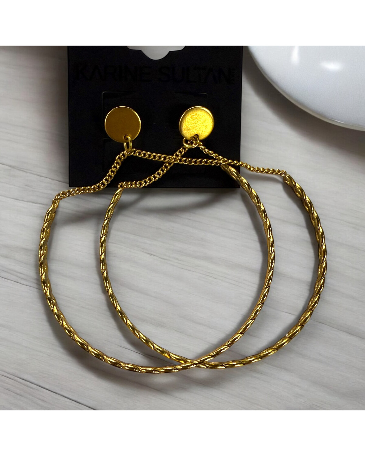 Twist gold hoops