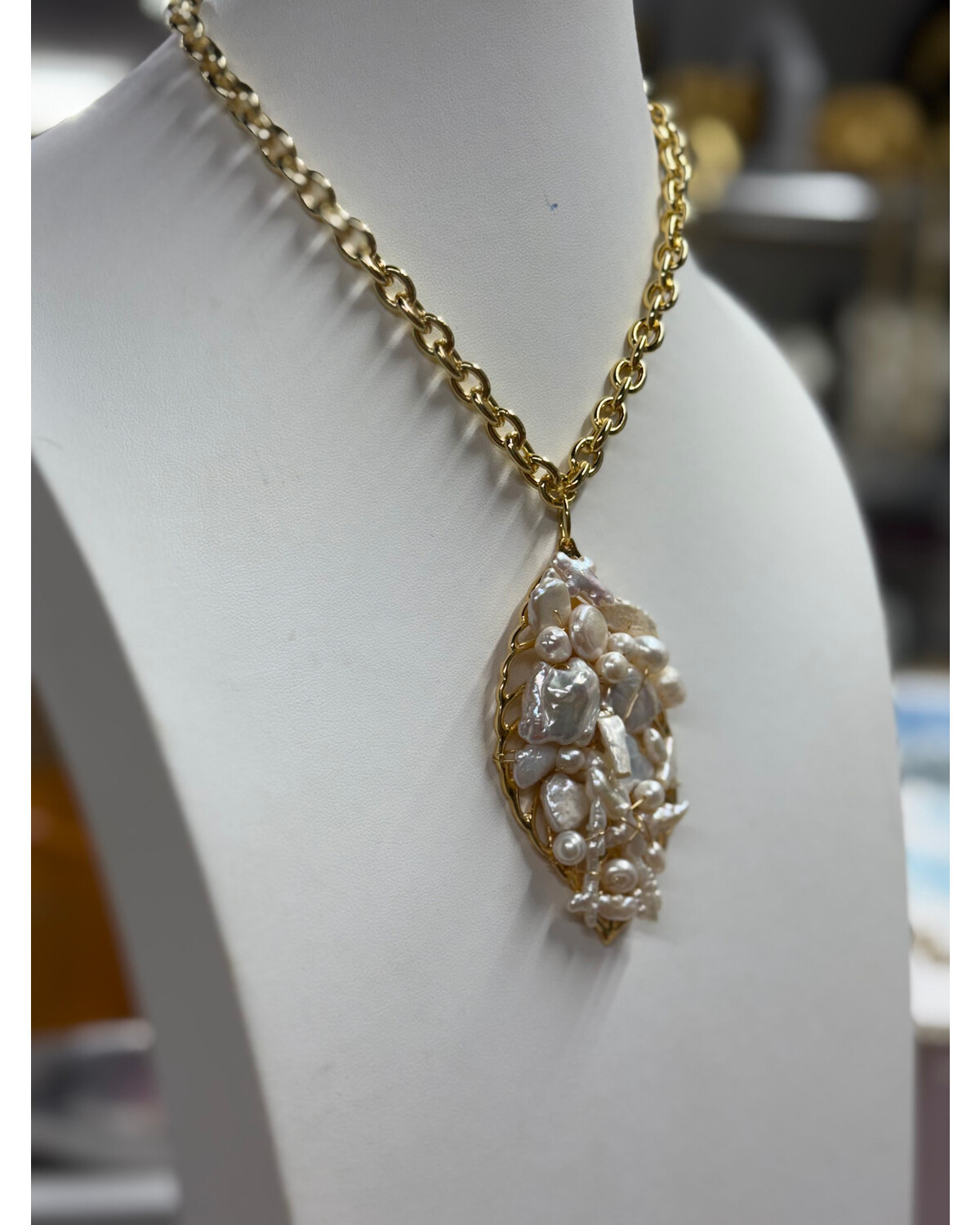 Multi Pearl  necklace